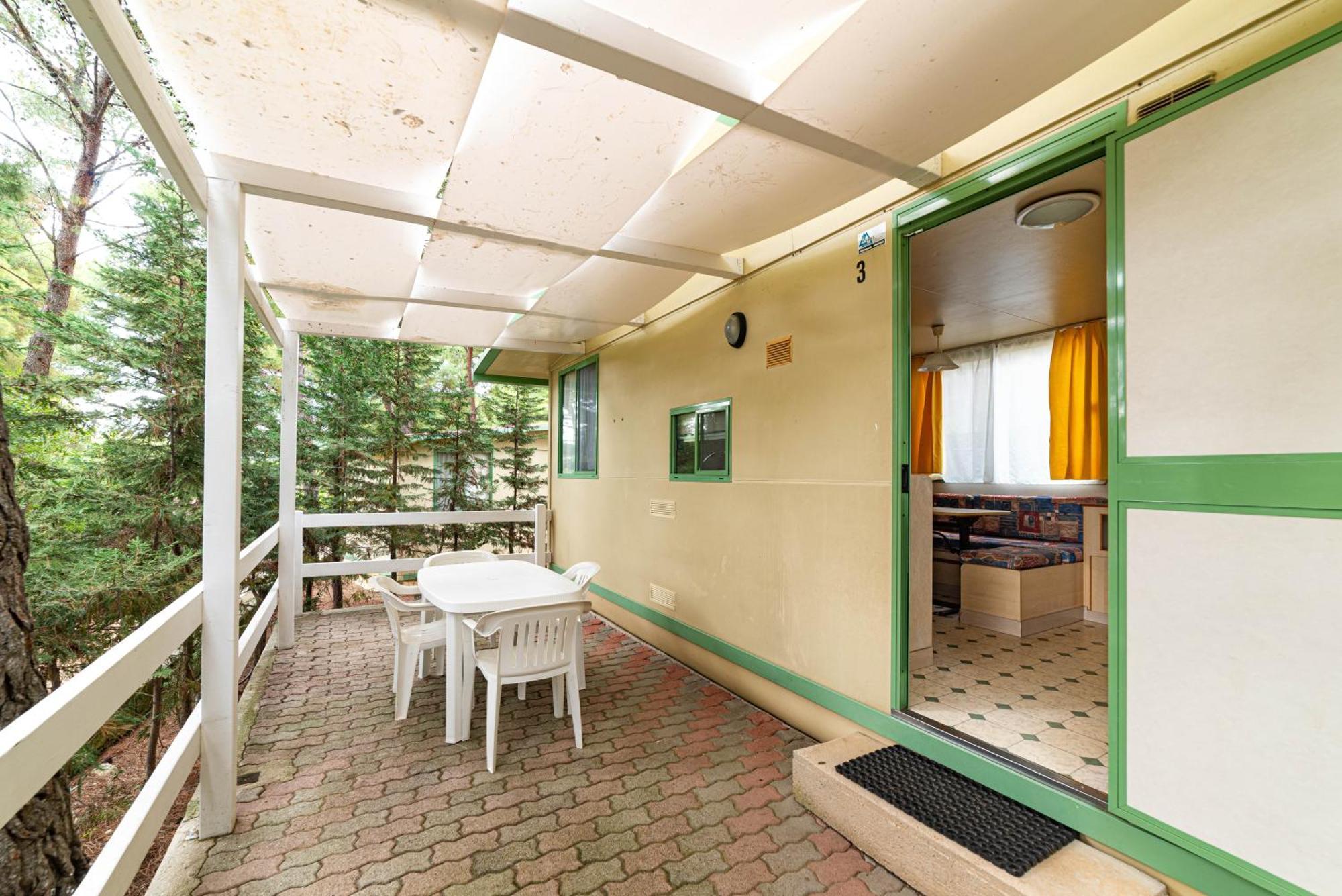 Villaggio Camping Punta Lunga Весте Екстериор снимка
